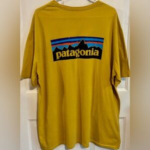 Vtg Patagonia Men's Mustard Short Sleeve Tee size 2xl